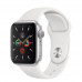 Apple Watch Series 5 • GPS • 40mm pouzdro ze stříbrného hliníku • Bílý sportovní řemínek – S/M a M/L